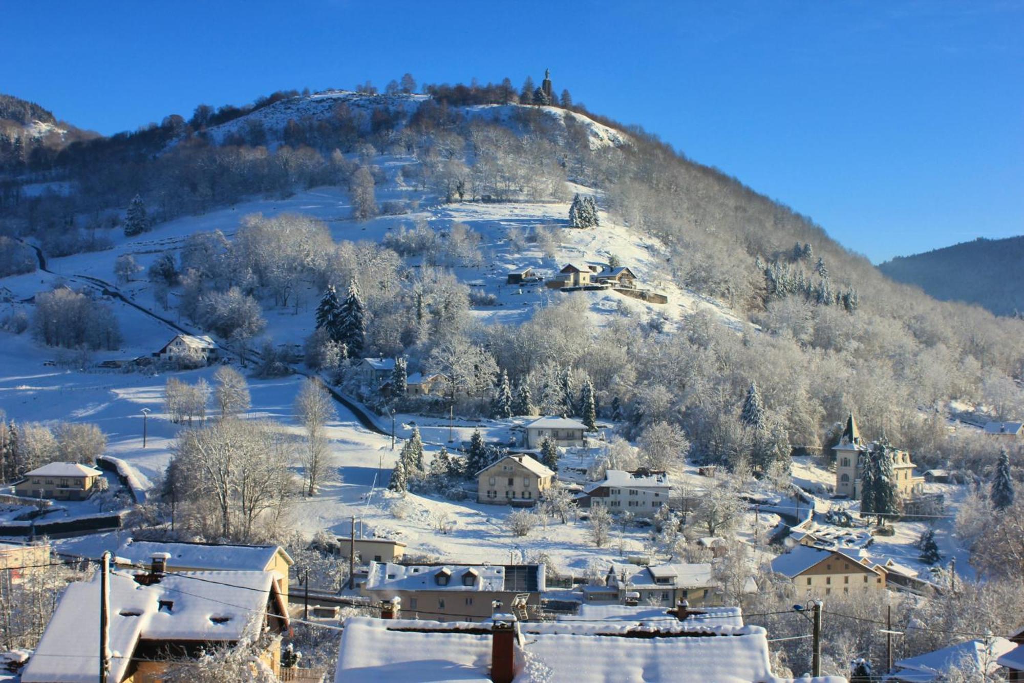 Appartement Cosy A Cornimont 30 M² Avec Terrasse Et Vue Montagne 외부 사진